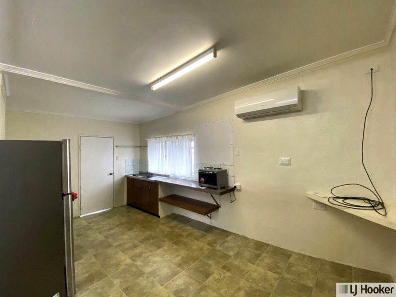 54 Butler Street, Tully QLD 4854