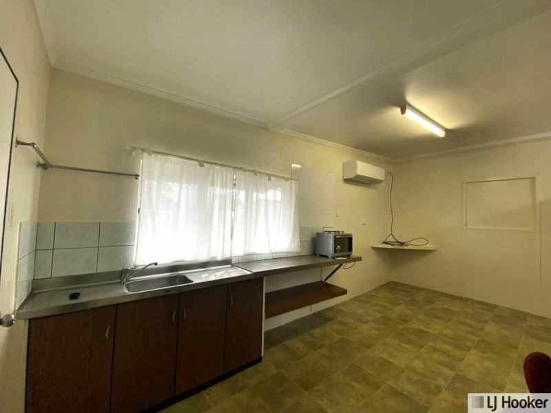54 Butler Street, Tully QLD 4854