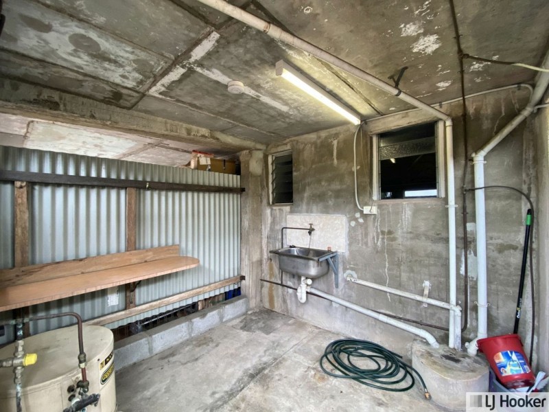 54 Butler Street, Tully QLD 4854