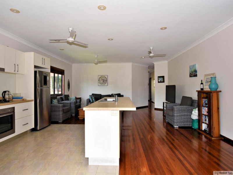 4 Leslie Lane, South Mission Beach QLD 4852