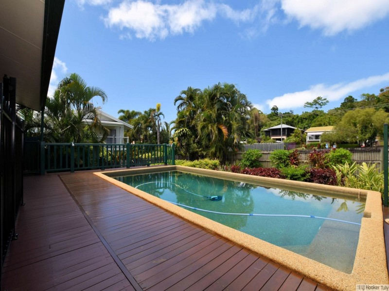 4 Leslie Lane, South Mission Beach QLD 4852