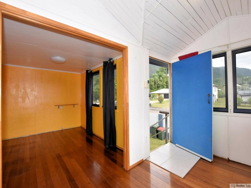 15 Curtis Street, Tully QLD 4854