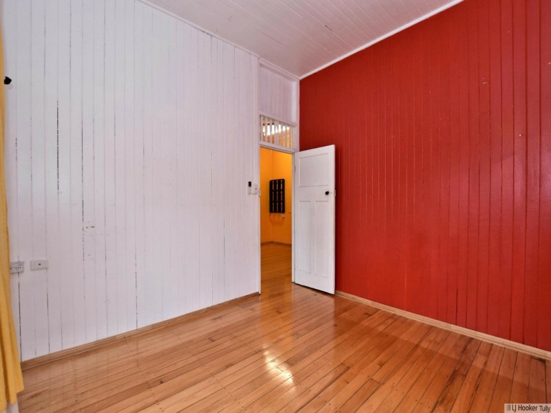 15 Curtis Street, Tully QLD 4854