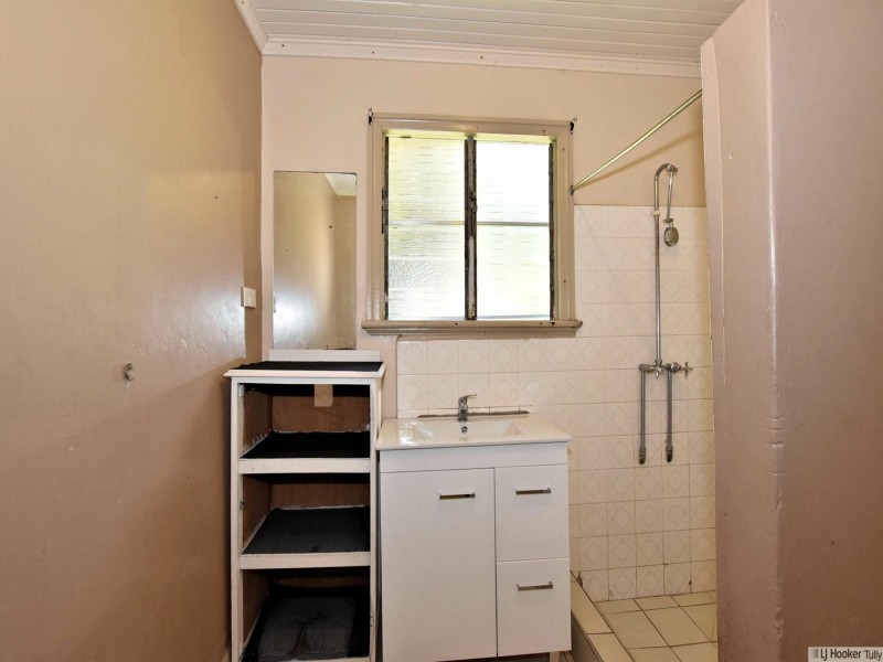 12 Geddes Street, Tully QLD 4854