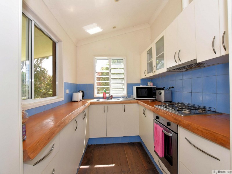 12 McRobbie Road, Silkwood QLD 4856