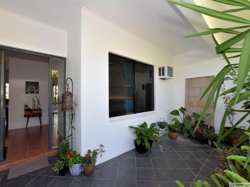 10 Southward Street, Mission Beach QLD 4852