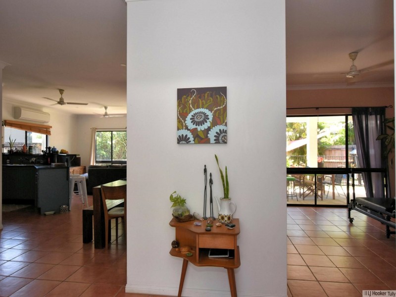 10 Southward Street, Mission Beach QLD 4852