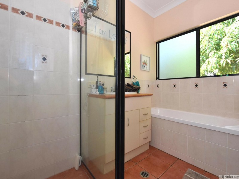 10 Southward Street, Mission Beach QLD 4852