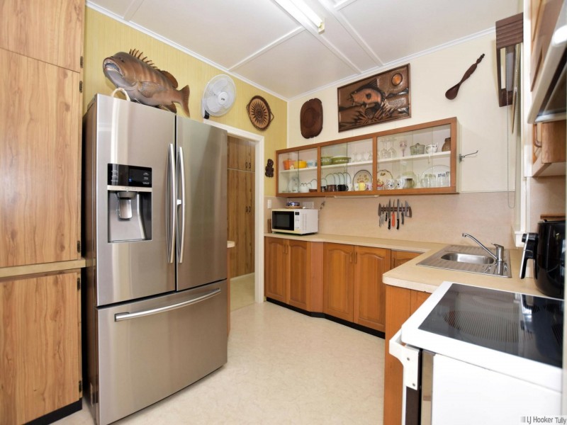 526 Davidson Road, Euramo QLD 4854