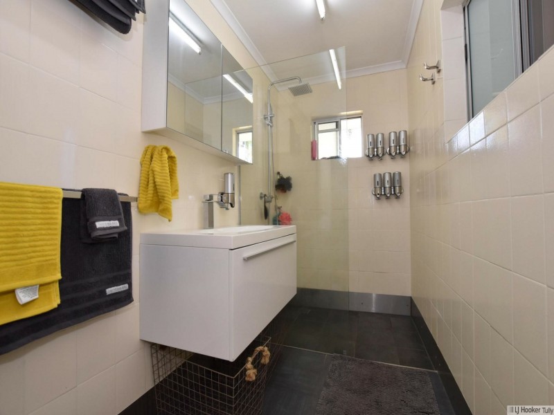 414 Palmerston Highway, Stoters Hill QLD 4860