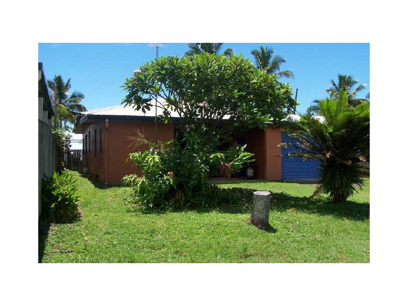 Tully Heads QLD 4854