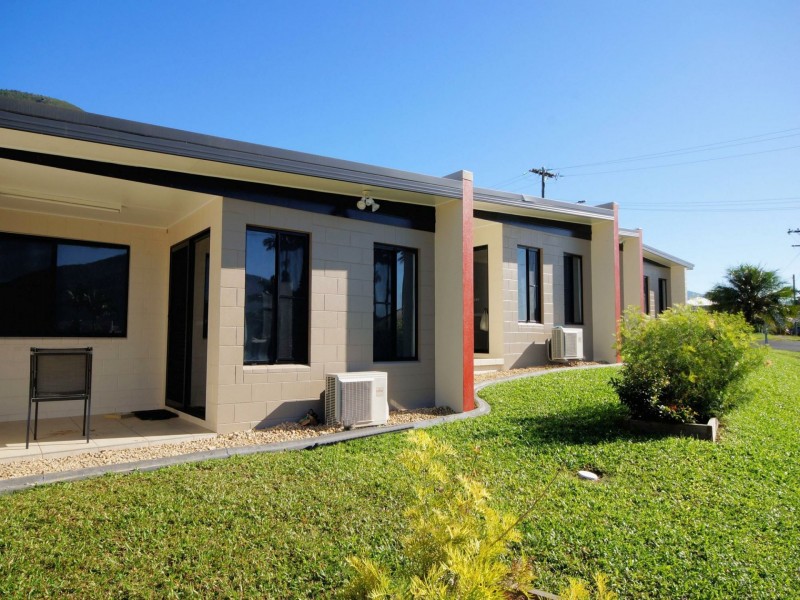 1 Black Street, Tully QLD 4854