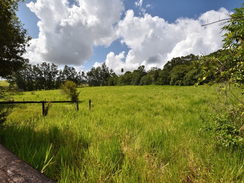 14 Kinjun Road, Dingo Pocket QLD 4854