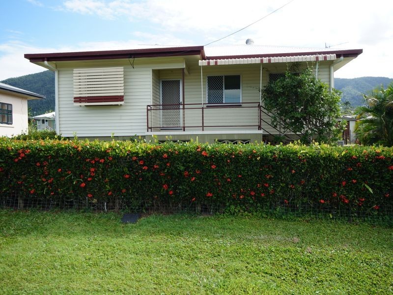 47 Murray Street, Tully QLD 4854