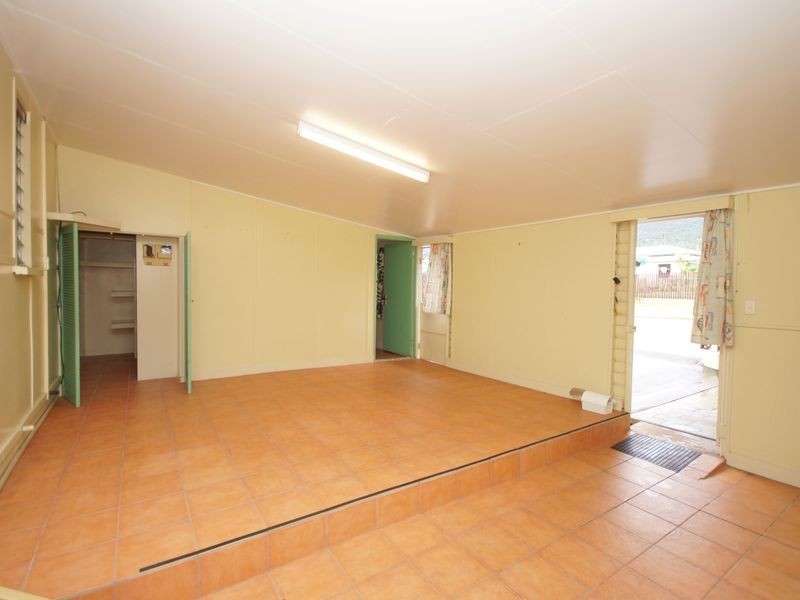47 Murray Street, Tully QLD 4854