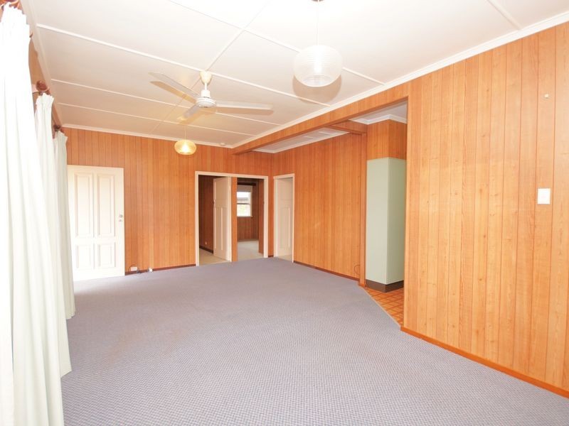47 Murray Street, Tully QLD 4854