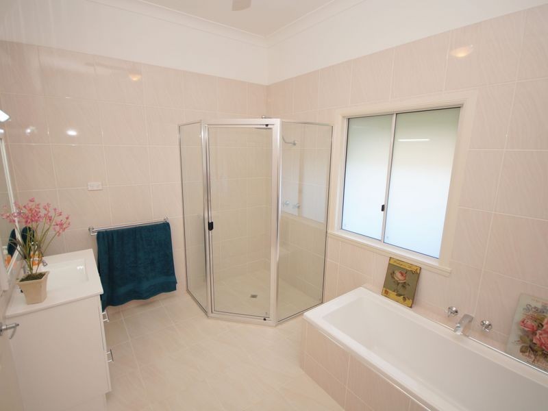 33 Wilson Street, El Arish QLD 4855