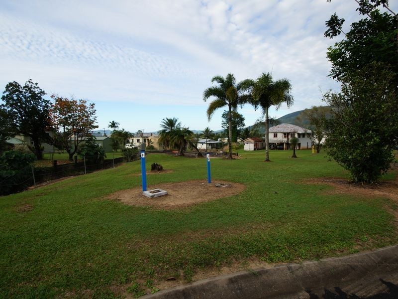 20 Henry Street, Tully QLD 4854