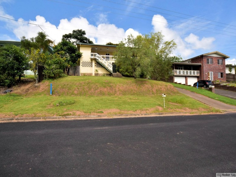 9 Hielscher Street, Tully QLD 4854