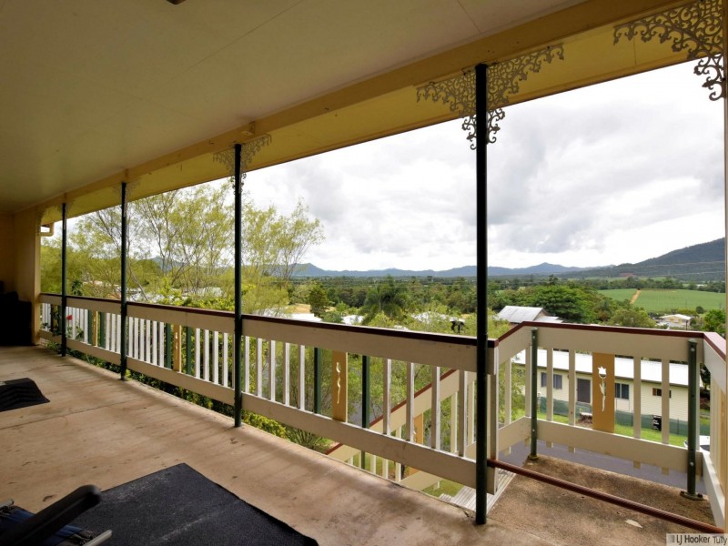 9 Hielscher Street, Tully QLD 4854