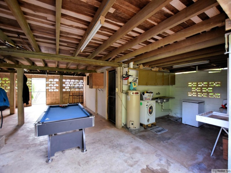 9 Hielscher Street, Tully QLD 4854