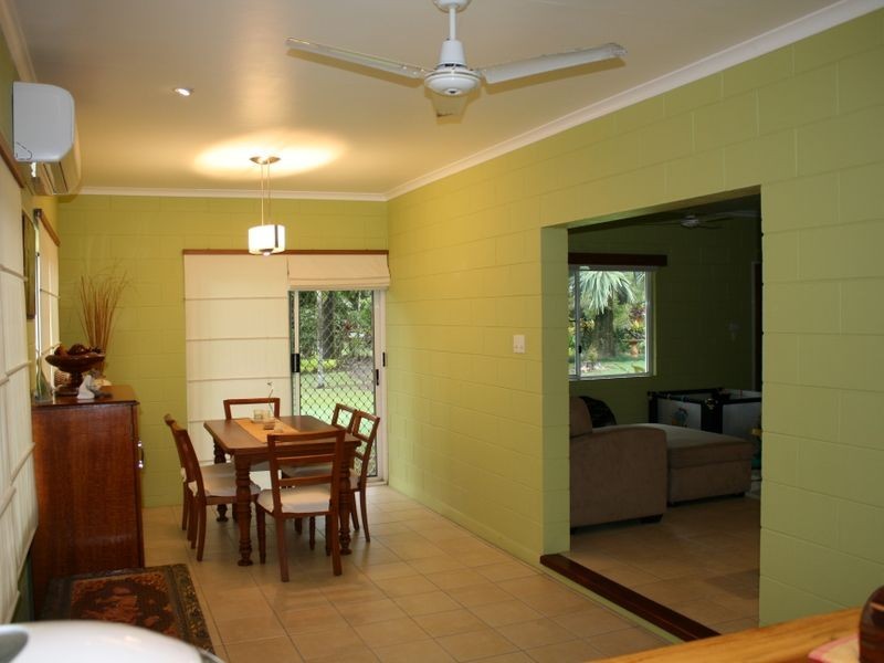 50 Paradise Palm Drive, Tully Heads QLD 4854