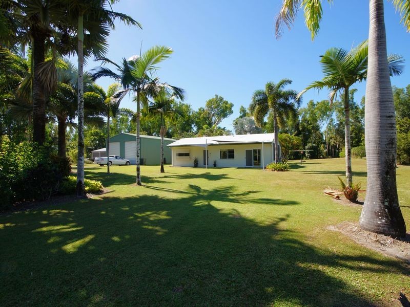 50 Paradise Palm Drive, Tully Heads QLD 4854