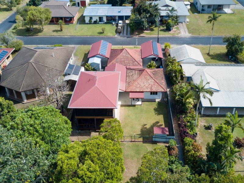 37 Rebecca Jane Parade, Kurrimine Beach QLD 4871