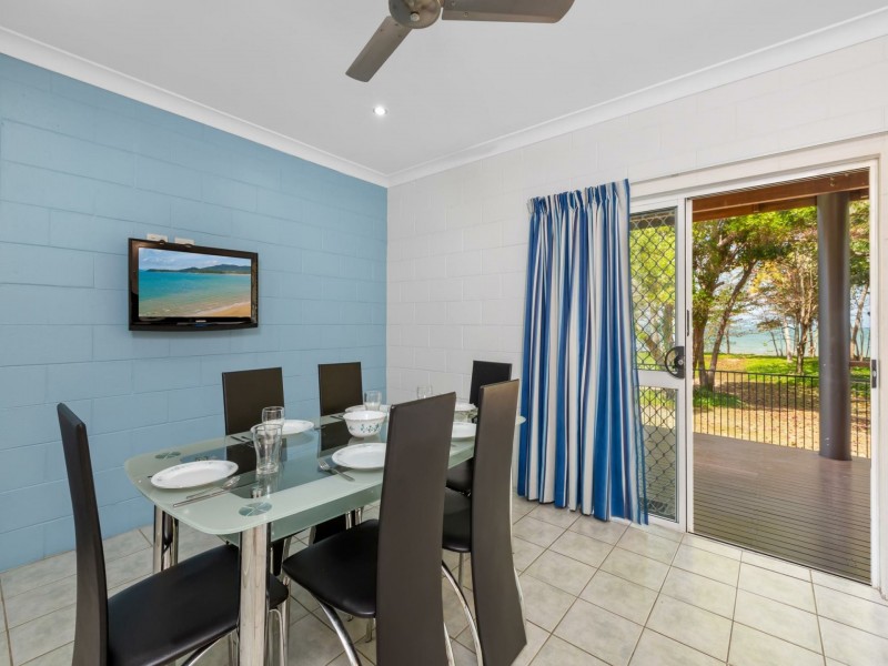 37 Rebecca Jane Parade, Kurrimine Beach QLD 4871