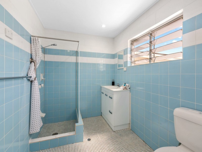 37 Rebecca Jane Parade, Kurrimine Beach QLD 4871