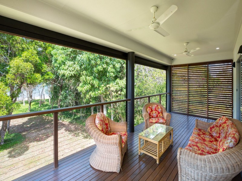 37 Rebecca Jane Parade, Kurrimine Beach QLD 4871