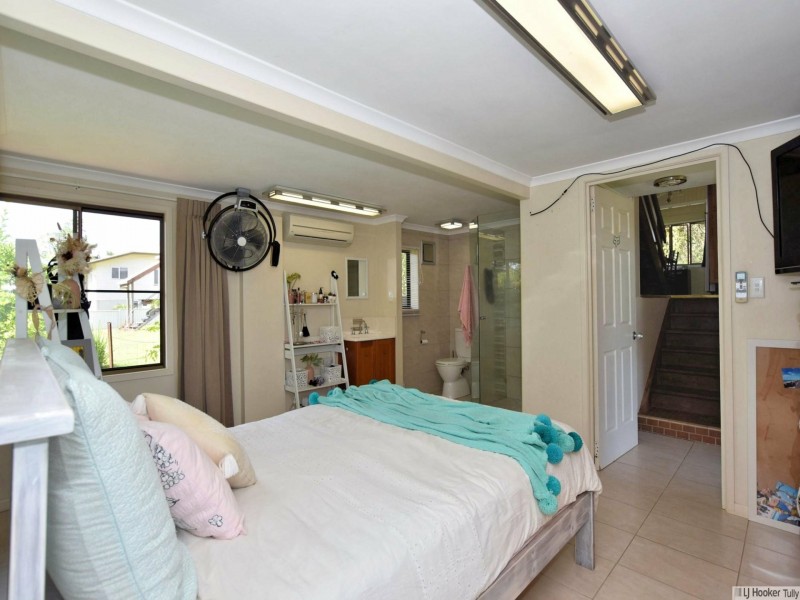 8 Murray Street, Tully QLD 4854