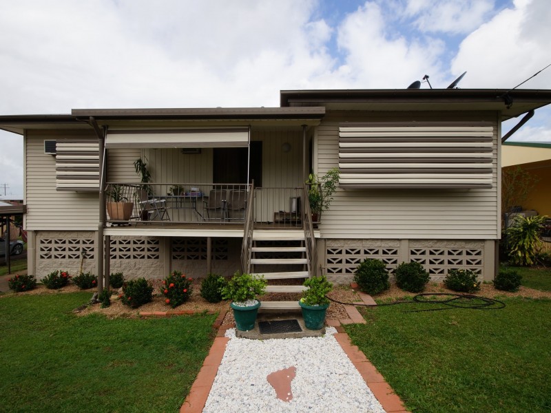 16 Cairns Street, Tully QLD 4854