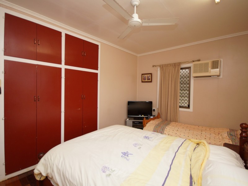 16 Cairns Street, Tully QLD 4854