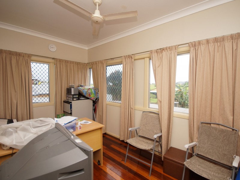 16 Cairns Street, Tully QLD 4854