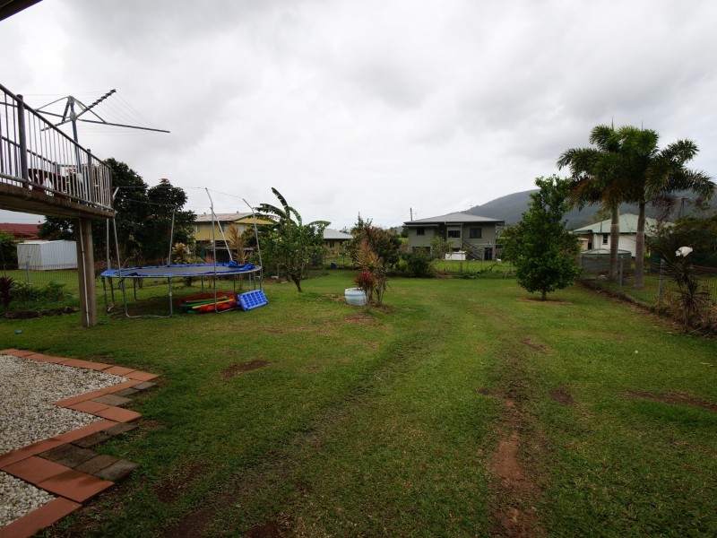 16 Cairns Street, Tully QLD 4854