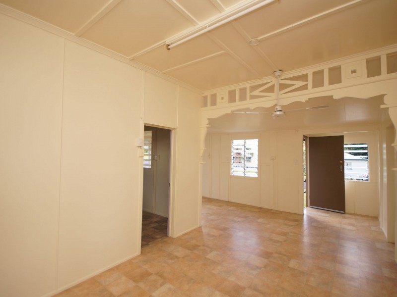 3 Thurles Street, Tully QLD 4854