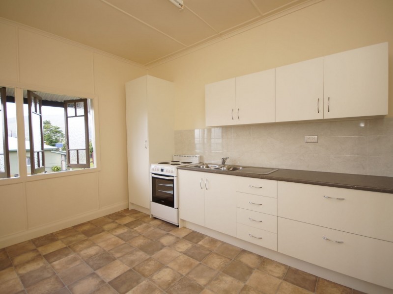 3 Thurles Street, Tully QLD 4854