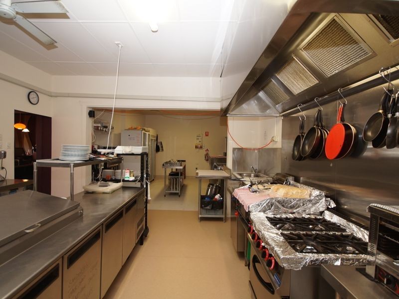 3 & 4/1996 TULLY MISSION BCH RD, Wongaling Beach QLD 4852