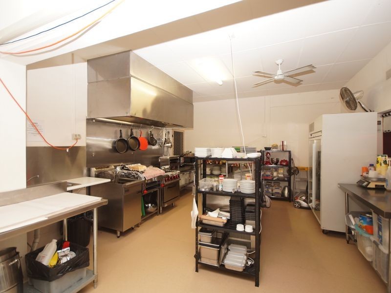 3 & 4/1996 TULLY MISSION BCH RD, Wongaling Beach QLD 4852