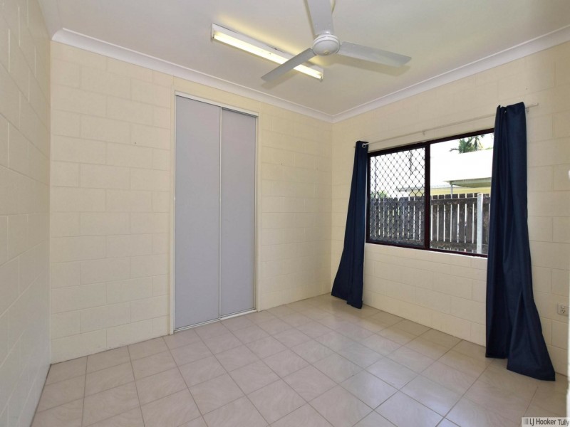 22 Campbell Street, Tully QLD 4854