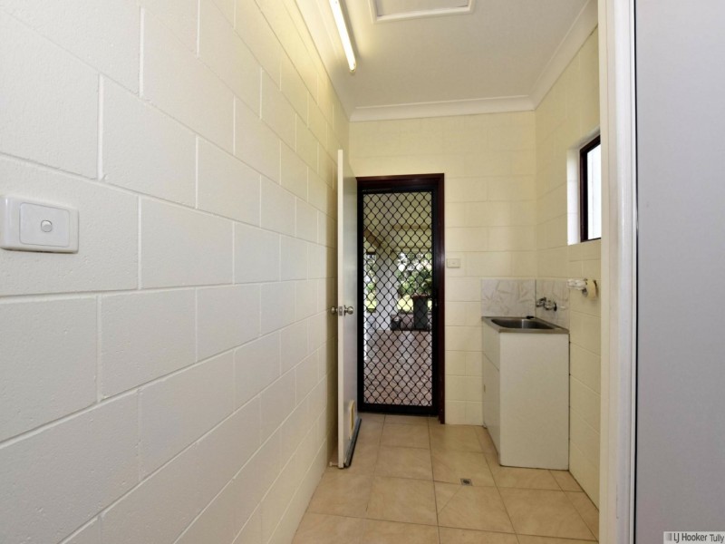 22 Campbell Street, Tully QLD 4854