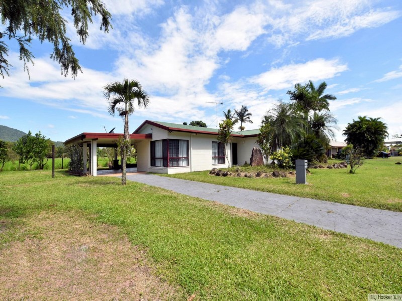 22 Campbell Street, Tully QLD 4854