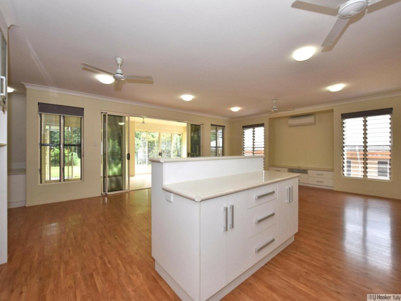 25 Pease Street, Tully QLD 4854