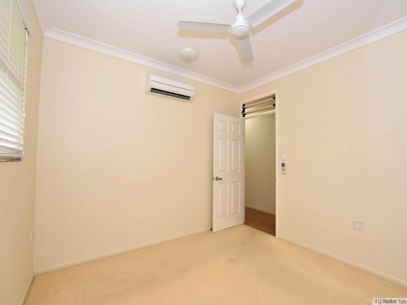 25 Pease Street, Tully QLD 4854