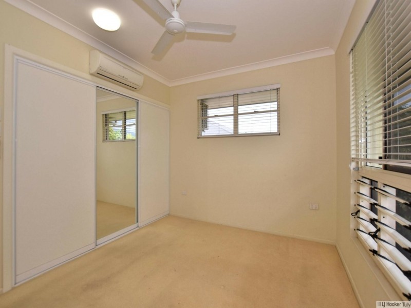 25 Pease Street, Tully QLD 4854