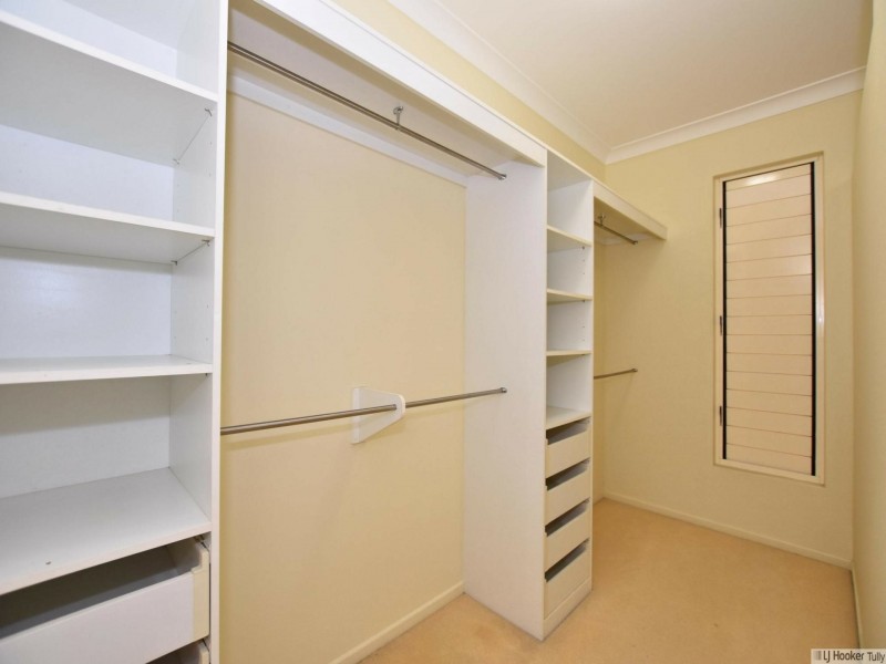 25 Pease Street, Tully QLD 4854