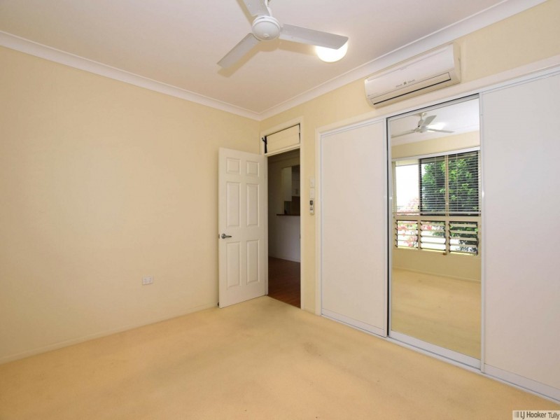 25 Pease Street, Tully QLD 4854