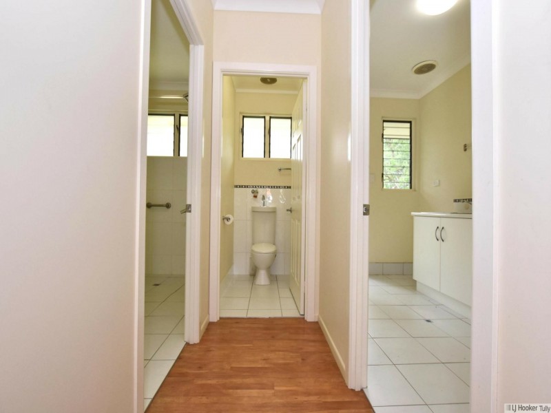 25 Pease Street, Tully QLD 4854