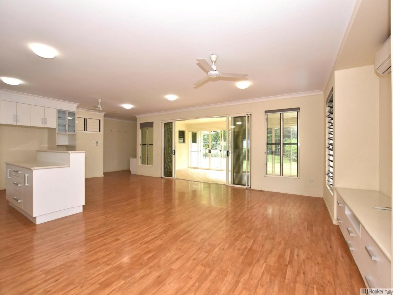 25 Pease Street, Tully QLD 4854